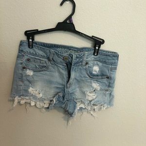American Eagle Jean Shorts - lace pockets